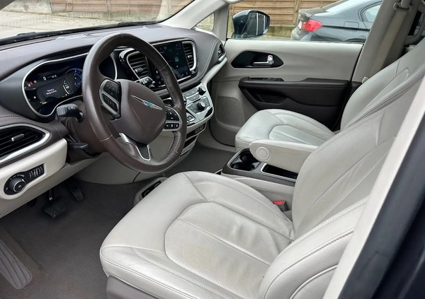 Chrysler Pacifica cena 195000 przebieg: 71540, rok produkcji 2021 z Mońki małe 67
